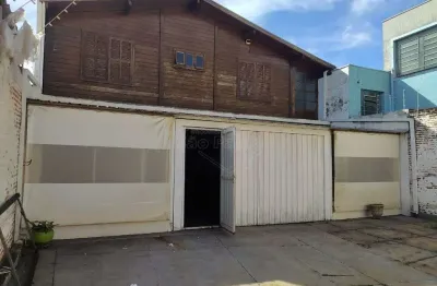 Casa com 3 quartos à venda na rua comendador pedro morganti, 3396, centro, araraquara, 184 m2 por r$ 450.000