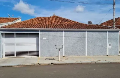 Casa com 4 quartos à venda na rua ceará, 2077, vila xavier (vila xavier), araraquara, 212 m2 por r$ 495.000