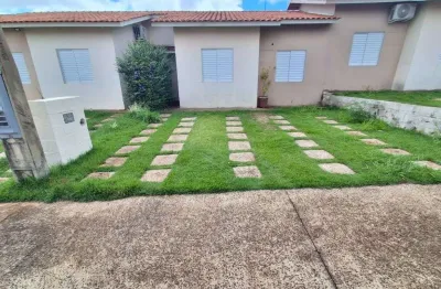Casa em condomínio fechado com 2 quartos para alugar na avenida alberto santos dumont, 1121, jardim residencial água branca, araraquara, 76 m2 por r$ 1.450