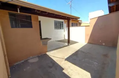 Casa com 1 quarto para alugar na rua joão gurgel, 1918, centro, araraquara, 77 m2 por r$ 800