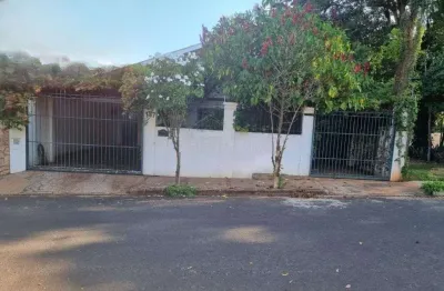 Casa com 3 quartos à venda na rua doutor josé waldemar barbieri, 137, jardim dos ipês, araraquara, 267 m2 por r$ 650.000