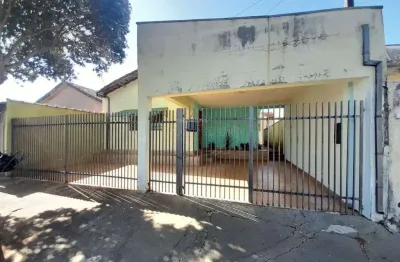 Casa com 3 quartos para alugar na avenida doutor manoel penteado, 250, jardim roberto selmi dei, araraquara, 153 m2 por r$ 1.150