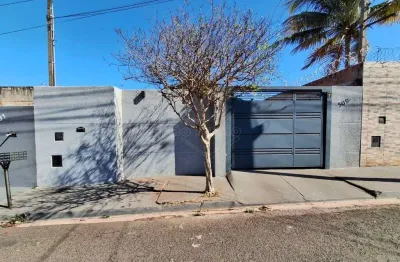 Casa com 2 quartos à venda na avenida giocondo vaccari tezini, 509, jardim serra azul, araraquara, 64 m2 por r$ 280.000