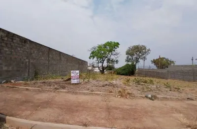 Terreno à venda na avenida sílvio cruz, cidade jardim, araraquara por r$ 190.000