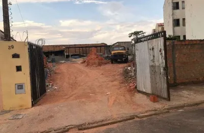 Terreno à venda na avenida maria luiza baschix, 39, vila biagioni (vila xavier), araraquara por r$ 270.000