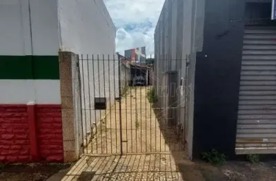 Casa com 1 quarto para alugar na rua 9 de julho, 1560, centro, araraquara, 54 m2 por r$ 800