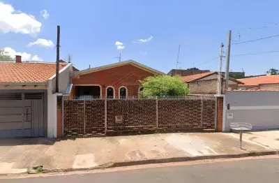 Casa com 3 quartos à venda na avenida doutor manoel penteado, 546, jardim roberto selmi dei, araraquara, 134 m2 por r$ 300.000
