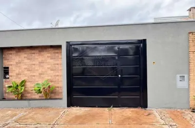 Casa com 3 quartos à venda na rua papa paulo vi, 987, jardim martinez, araraquara, 170 m2 por r$ 680.000