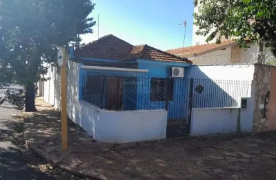 Casa com 2 quartos à venda na rua carlos gomes, 700, centro, araraquara, 94 m2 por r$ 240.000