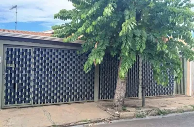 Casa com 2 quartos à venda na avenida joaquim pinto pereira de almeida, 235, jardim bela vista, américo brasiliense, 193 m2 por r$ 390.000