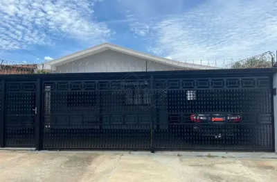 Casa com 2 quartos à venda na rua lázaro camargo ehmke, 300, jardim pinheiros (vila xavier), araraquara, 168 m2 por r$ 350.000