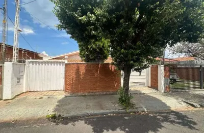 Casa com 3 quartos à venda na rua pedro martini, 299, jardim santa angelina, araraquara, 322 m2 por r$ 550.000