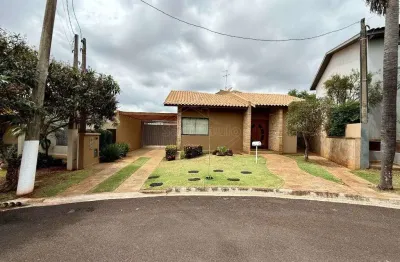 Casa em condomínio fechado com 3 quartos à venda na avenida taubaté, 25, altos do jaraguá, araraquara, 257 m2 por r$ 1.200.000