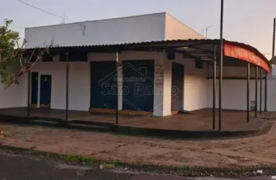 Sala comercial para alugar na avenida doutor josé da silva peixoto, 212, jardim europa (vila xavier), araraquara, 162 m2 por r$ 1.500