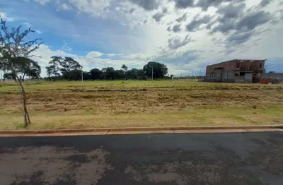 Terreno em condomínio fechado à venda na avenida deputado federal mário eugênio, 250, residencial village damha iv, araraquara por r$ 230.000