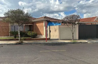 Casa com 3 quartos à venda na rua josé do patrocínio, 304, vila xavier (vila xavier), araraquara, 208 m2 por r$ 590.000