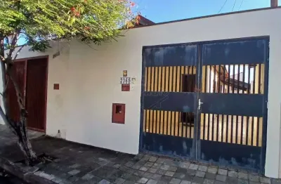 Casa com 3 quartos para alugar na rua gonçalves dias, 2365, jardim primavera, araraquara por r$ 1.500