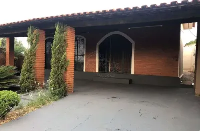 Casa com 3 quartos à venda na avenida papa bento xv, 530, jardim eliana, araraquara, 162 m2 por r$ 550.000