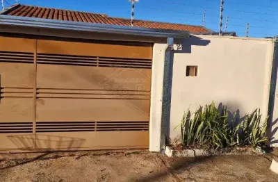 Casa com 2 quartos à venda na avenida tocantins, 12, jardim brasil (vila xavier), araraquara, 117 m2 por r$ 450.000