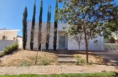 Casa em condomínio fechado com 3 quartos à venda na rua joão masiero netto, 128, jardim salto grande, araraquara, 219 m2 por r$ 1.490.000