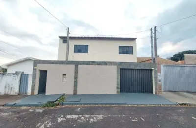 Casa com 3 quartos para alugar na avenida joão baptista raia, 396, vila suconasa, araraquara, 190 m2 por r$ 2.800