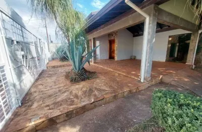 Casa comercial com 1 sala para alugar na Rua José Paulo Abi Jaudi - De 201 A 799 - Lado íMpar, 560, Nova Vila Cerqueira, Américo Brasiliense