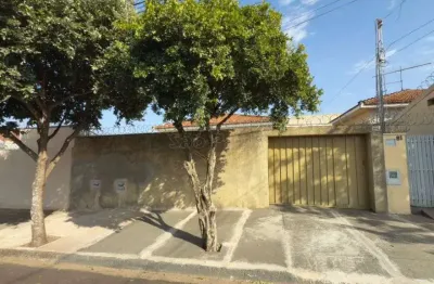 Casa com edicula e 2 vagas de garagem – jardim pinheiros, araraquara/sp