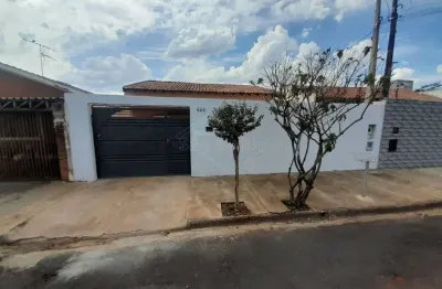 Casa com 2 quartos para alugar na avenida francellino mendes, 942, jardim santa rosa, araraquara, 111 m2 por r$ 1.380