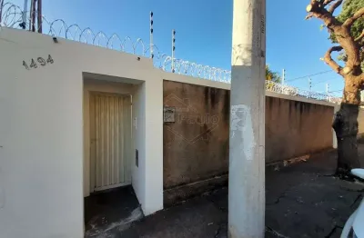 Casa com 2 quartos para alugar na avenida são paulo, 1494, vila nossa senhora do carmo, araraquara, 121 m2 por r$ 1.600