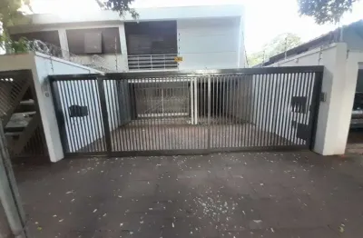 Casa com 3 quartos para alugar na rua voluntários da pátria, 1940, centro, araraquara, 208 m2 por r$ 3.500