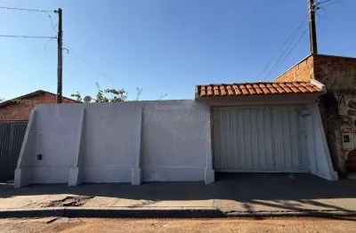 Casa com 2 quartos, piscina e quintal amplo – jardim cruzeiro do sul ii, araraquara/sp