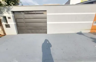 Casa com 2 quartos para alugar na avenida eizo kawakami, 122, jardim del rei, araraquara, 122 m2 por r$ 1.200
