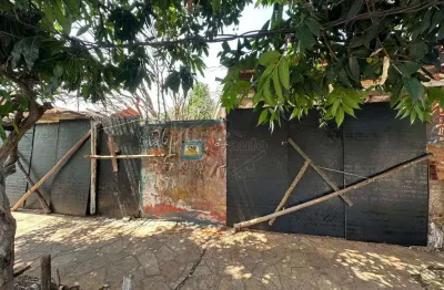 Casa com 1 quarto à venda na Avenida Badia Miguel Saba, 626, Parque Residencial Iguatemi, Araraquara