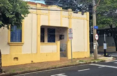 Casa com 3 quartos e amplo espaco interno – centro, araraquara/sp
