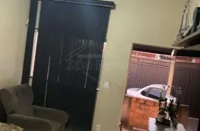 Casa com 2 quartos para alugar na avenida professor eugênio francisco malaman, 701, jardim santa angelina, araraquara, 50 m2 por r$ 1.300