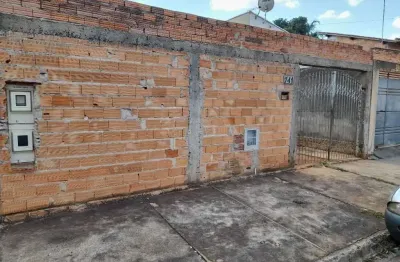 Casa com 1 quarto à venda na avenida oswaldo lopes, 741, jardim dos industriários, araraquara, 51 m2 por r$ 90.000