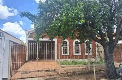 Casa com 3 quartos para alugar na rua professor clemente segundo pinho, 560, jardim paulistano (vila xavier), araraquara, 170 m2 por r$ 1.500