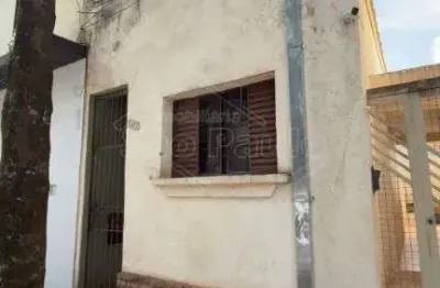 Casa com 2 quartos à venda na avenida são paulo, 934, centro, araraquara, 100 m2 por r$ 285.000