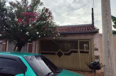 Casa com 3 quartos à venda na Rua Graúna, 146, Jardim Saci, Américo Brasiliense