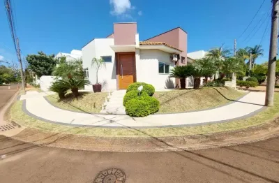 Casa em condomínio fechado com 3 quartos para alugar na avenida mayr staufackar, 600, parque residencial damha, araraquara, 217 m2 por r$ 6.000