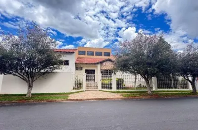 Casa com 3 quartos para alugar na Avenida José Zilioli, 880, Vila Sedenho, Araraquara, 528 m2 por R$ 5.500