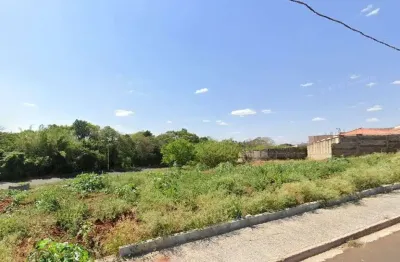 Terreno à venda na Avenida Arlindo Anastácio da Silva, Jardim Biagioni, Araraquara por R$ 690.000