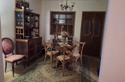 Casa com 2 quartos à venda na Rua Henrique João Baptista Crisci, 136, Jardim Roberto Selmi Dei, Araraquara, 146 m2 por R$ 330.000