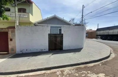 Casa com 3 quartos à venda na Rua Tufik Buainain, 06, Jardim Aranga, Araraquara, 166 m2 por R$ 325.000