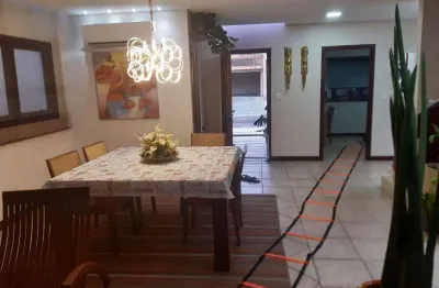 Casa em condomínio fechado com 4 quartos à venda na Avenida Major Miguel Assad Naked, Jardim das Colinas, São José dos Campos