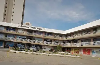 Sala comercial à venda na Avenida Getúlio Dorneles Vargas, Jardim Califórnia, Jacareí