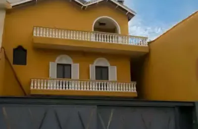 Imóvel com 4 pavimentos já com renda no jardim monte azul