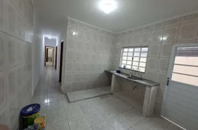 Casa térrea de 3 dormitórios reformadíssima (parece nova) no parque interlagos!