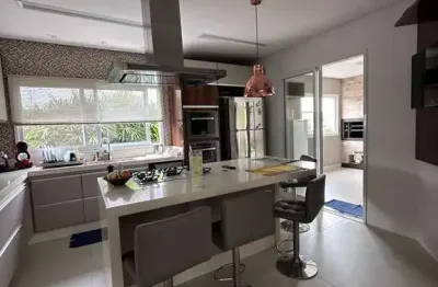 Belíssimo sobrado mobiliado para alugar: reserva do paratehy