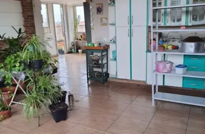 Sobrado espaçoso e versátil no jardim sumarezinho em hortolândia-sp: 5 quartos, 3 suítes, 6 salas e 400m² de área!